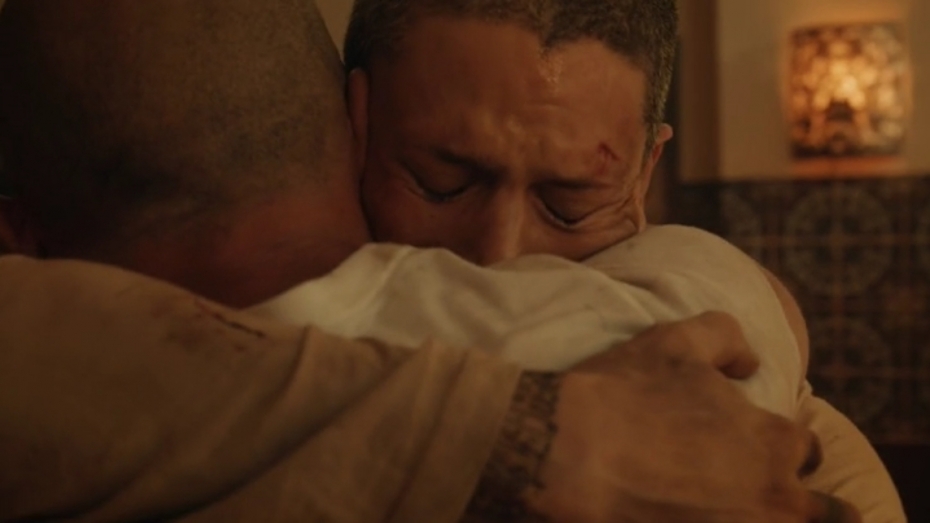 Un fuerte abrazo