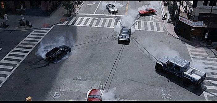 Algunas de las demenciales escenas de la película