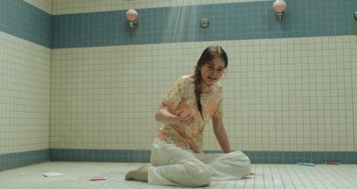 Carrie miniserie las cosas felices.01 e1791597741315