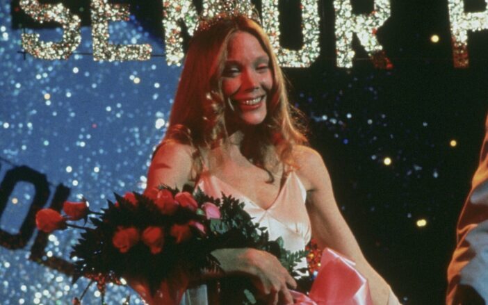 Carrie pelicula 1976 las cosas felices.02 e1791688173450