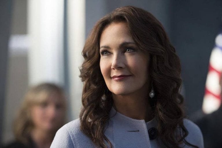 Primeras fotos oficiales de Lynda Carter en Supergirl