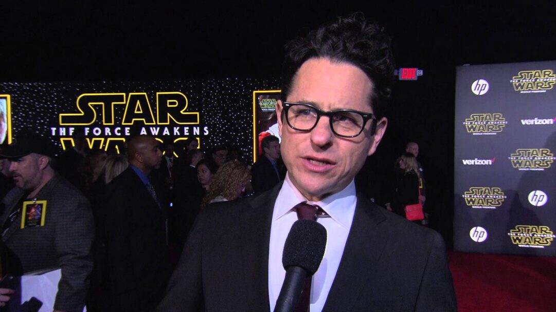 J.J. Abrams repite, será el encargado de dirigir y co-escribir Star Wars IX