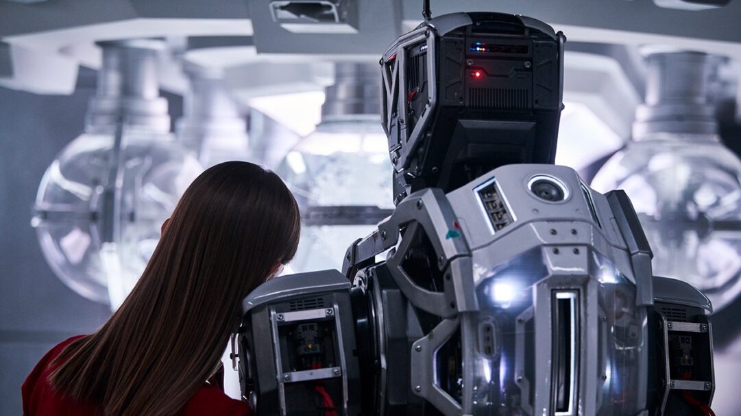 I Am Mother: La ciencia ficción postapocalíptica de Netflix