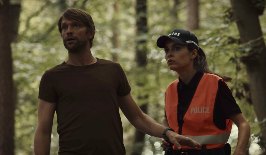 las-cosas-que-nos-hacen-felices-capitani-serie