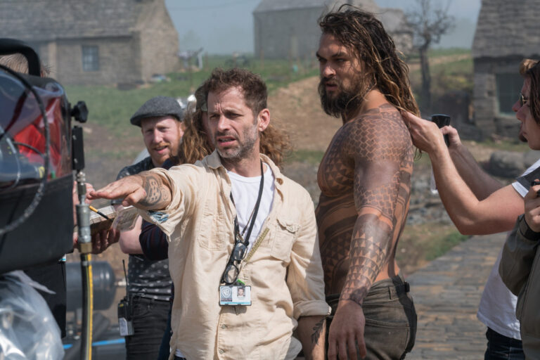 A vueltas con el Snyder Cut. Se habla que Zack Snyder tomó decisiones polémicas para conseguir el estreno de su película