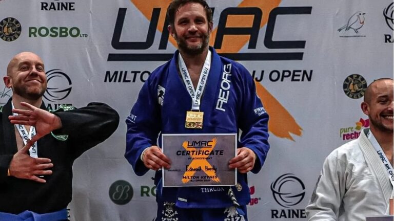 Tom Hardy participa por sorpresa en un torneo de artes marciales