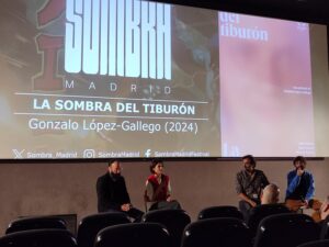 la sombra del tiburon cosas felices