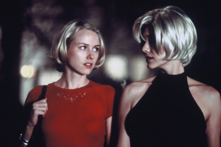 Retro-Análisis: Mulholland Drive (2001), entendiendo la historia de amor en la ciudad de los sueños de David Lynch.