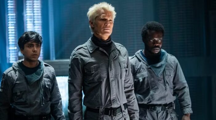 alien earth las cosas felices.09 e1755831189595